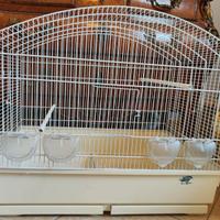 Gabbia FOP bianca per volatili, spaziosa e pratica