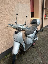 Aprilia scarabeo 50