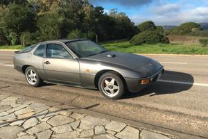 Porsche 924/944 - 1983