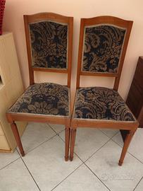 Coppia di sedie classiche in legno massello e tess