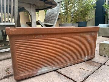 Fioriera millerighe in terracotta