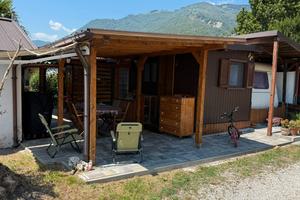 Roulotte stanziale con preingresso