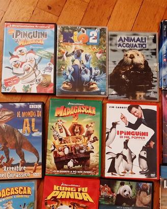 Lotto di DVD con film per bambini e documentari