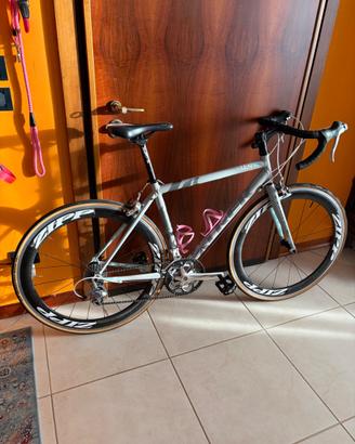 Trek Lexa S