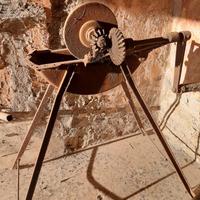 Antica mola ad acqua