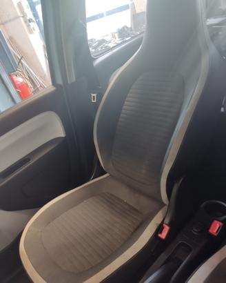 Sedile anteriore dx RENAULT TWINGO del 2016