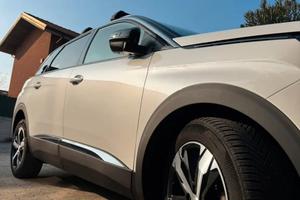 Peugeot 5008 2a serie