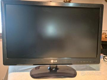 Televisore LG 22LS3500