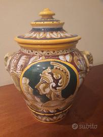 Vaso in ceramica smaltata con coperchio