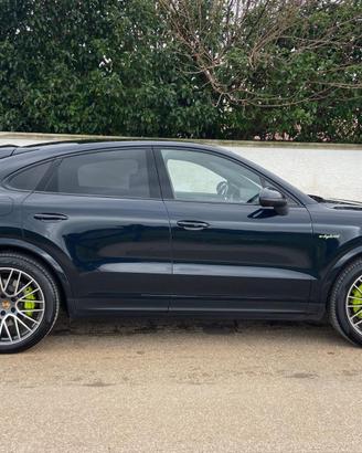 PORSCHE CAYENNE COUPE  E- Hybrid    CON GARANZIA
