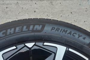 DS 7 - Michelin 235/50 R19/ 103V.