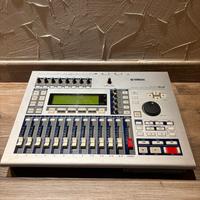 Workstation Yamaha AW16G