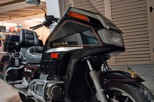 Honda GL 1200 Gold Wing - 1984