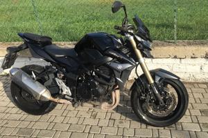Suzuki GSR750