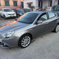 Alfa Romeo Giulietta 1.6 JTDm-2 105 CV Exclusive