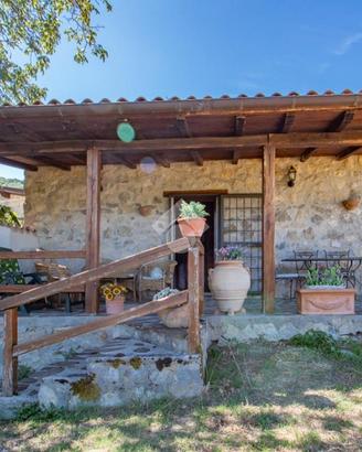 CASA INDIPENDENTE A ANTRODOCO