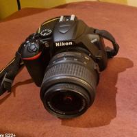 Macchina fotografica NIKON 3500