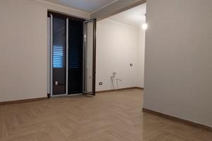 Altofonte/piazza ampio bivani ristrutturato