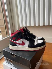 Nike Air Jordan 1 Mid "Black and Gym Red
