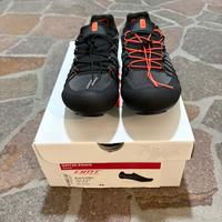 Scarpe DMT KRSL Pogi's 2025 nero/grigio