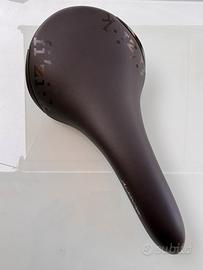 Fizik Aliante Delta (Spine Concept)