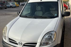 Nissan kubistar