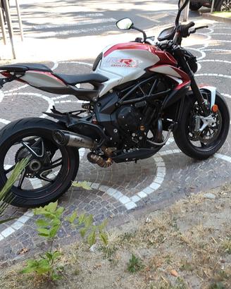 MV brutale 800rr