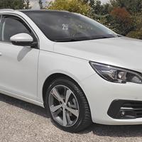 Peugeot 308 BlueHDi 130 S&S SW Allure
