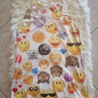 Top donna con emoticons.