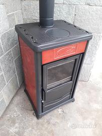 Stufa a legna Nordica Rosella plus Nicoletta  8kw 