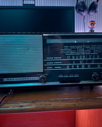 Radio Vintage valvolare Radiomarelli RD 271
