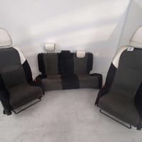 Tappezzeria in pelle Toyota Yaris III serie XP130/