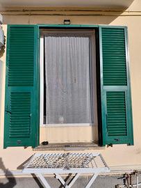 persiana e finestra 