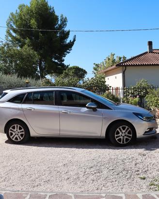 Opel astra 1.6 CDTI 110 CV anni 2017