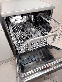 Lavastoviglie REX TECHNA TT800A – Come Nuova