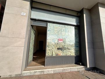 NEGOZIO A GAGLIANICO