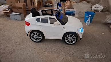 Macchina per bambini bmw x6