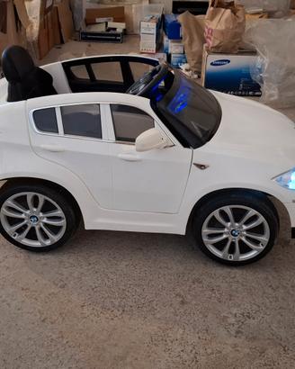 Macchina per bambini bmw x6