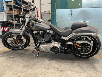 Harley Davidson Breakout Softail 103