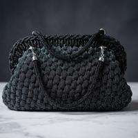 Borsa clutch con strass ad uncinetto