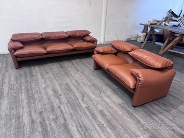 COPPIA DIVANI NUOVI CASSINA MARALUNGA