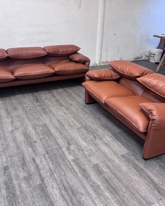 COPPIA DIVANI NUOVI CASSINA MARALUNGA