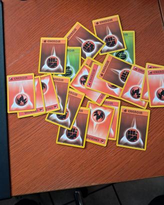 22 figurine energia pokemon 