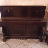 pianoforte verticale antico 