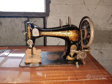 macchina da cucire 