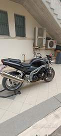 Triumph triple Speed 955i 2004