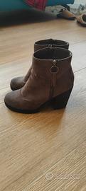 Dorothy Perkins stivaletto con tacco