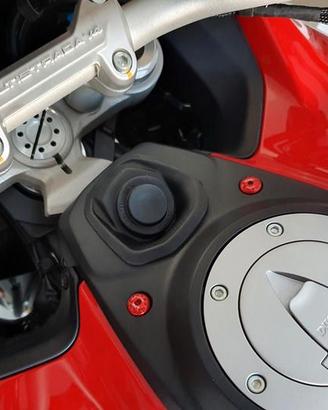 Kit viti Cnc Racing cover serbatoio