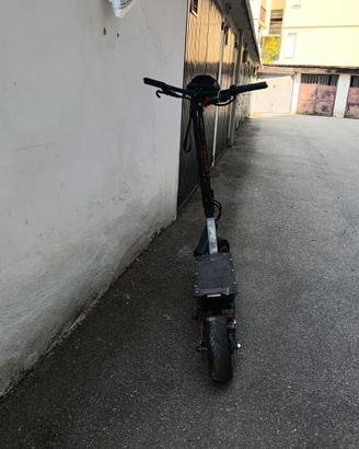 Monopattino  kukirin g4