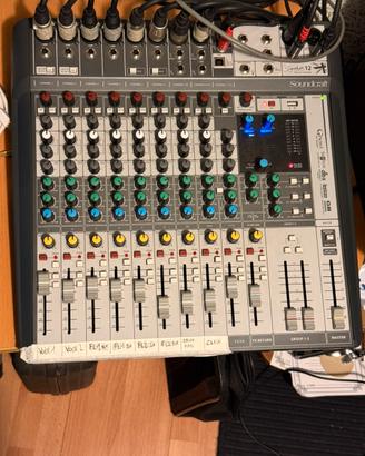 Mixer SOUNDCRAFT Signature 12 MTK